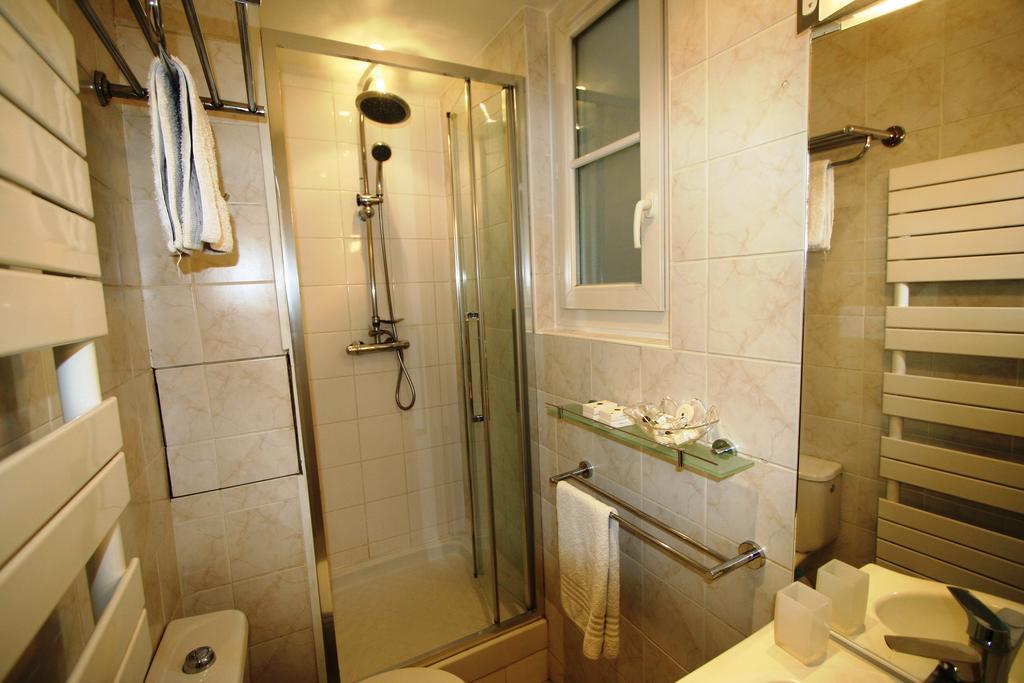 Parisinteriorsrentals - Beautiful Le Marais Notre Dame Appartement ภายนอก รูปภาพ